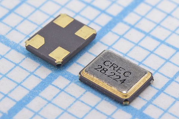 Кварцевый резонатор 28,224 МГц - 28224 SMD03225C4 18 20 20/-20~70C XMD 1Г CREC