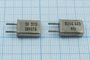 Кварцевый резонатор 8,24444 МГц - 8244,44 HC50U 32 1Г (8244.440 kHz XA320)
