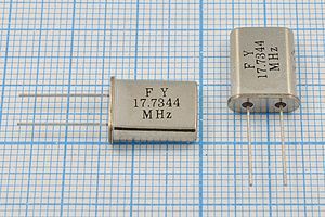 Кварцевый резонатор 17,734475 МГц - 17734,475 HC49U 16 30 1Г (17.7344FY) Кварцевый резонатор 17,734475 МГц - 17734,475 HC49U 16 30 1Г (17.7344FY)