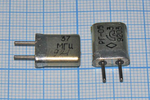 Кварцевый резонатор 37 МГц - 37000 HC25U 15 20/-10~60C РГ05МА-14БП 3Г