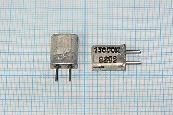 Кварцевый резонатор 13,6 МГц - 13600 HC25U S РК379МА 1Г (13600К)