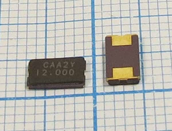 Кварцевый резонатор 12 МГц - 12000 SMD06035C2 22 30 CS10 1Г CITIZEN