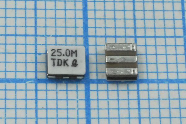 Кварцевый резонатор 25 МГц - 25000 C04741C3 CCR25,0MC6T TDK