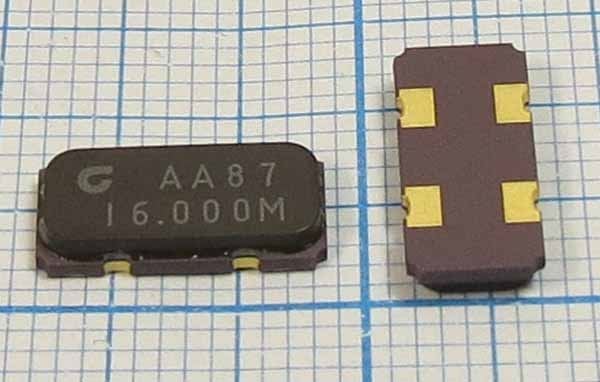 Кварцевый резонатор 16 МГц - 16000 SMD12055C4 32 30 CS20 1Г
