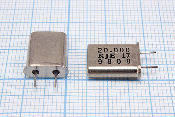 Кварцевый резонатор 20 МГц - 20000 HC49U 17 1Г (KJE)