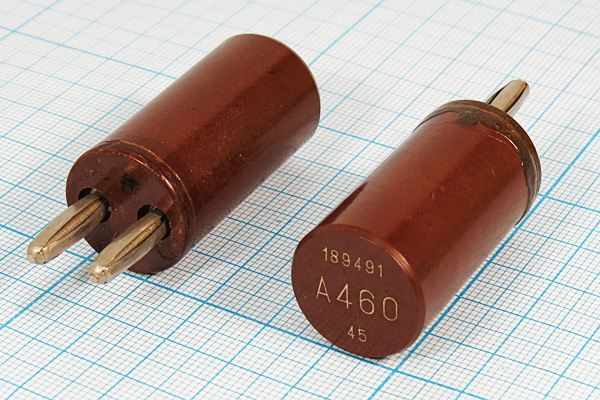 Кварцевый резонатор 7,679 МГц - 7679 П1 1Г (а460)