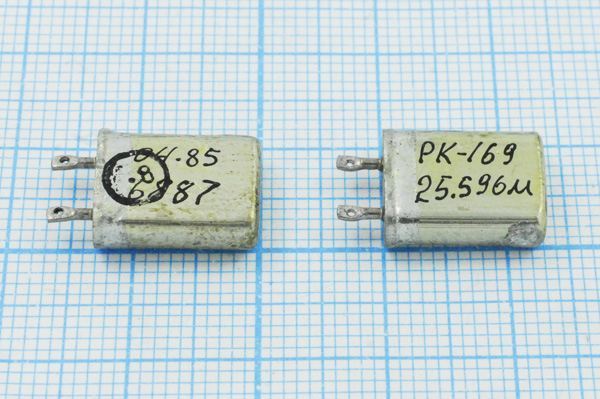 Кварцевый резонатор 25,596 МГц - 25596 МВ РК169МВ 3Г (25.596М РК-169)