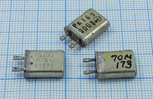 Кварцевый резонатор 70 МГц - 70000 МВ S РК169МВ 5Г