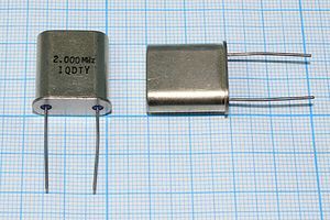 Кварцевый резонатор 2 МГц - 2000 HC33U 30 30 1Г (IQDTY)