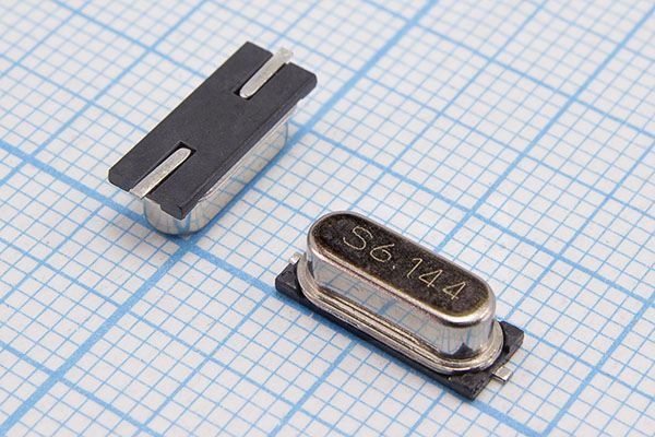 Кварцевый резонатор 6,144 МГц - 6144 SMD49S4 30 30 30/-20~70C 49S-SMD 1Г (S6.14
