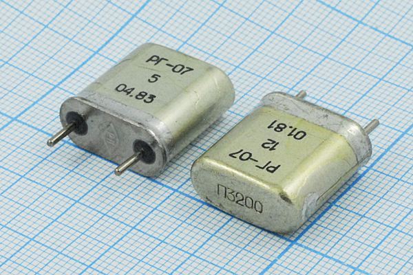 Кварцевый резонатор 3,2 МГц - 3200 HC6U РГ07БА 1Г (П3200)
