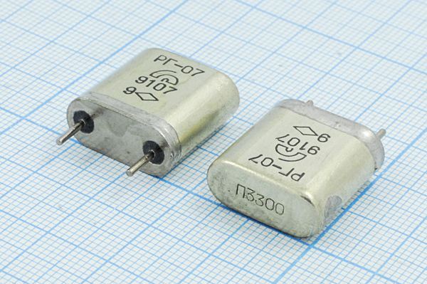 Кварцевый резонатор 3,3 МГц - 3300 HC6U РГ07БА 1Г (П3300)