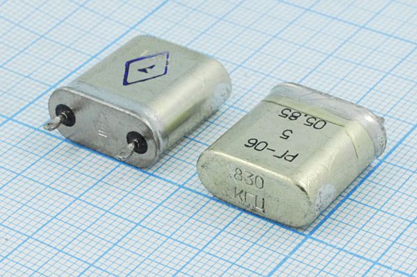 Кварцевый резонатор 0,83 МГц - 830 БВ S 15 35/-40~70C РГ06БВ-14ГЭ 1Г