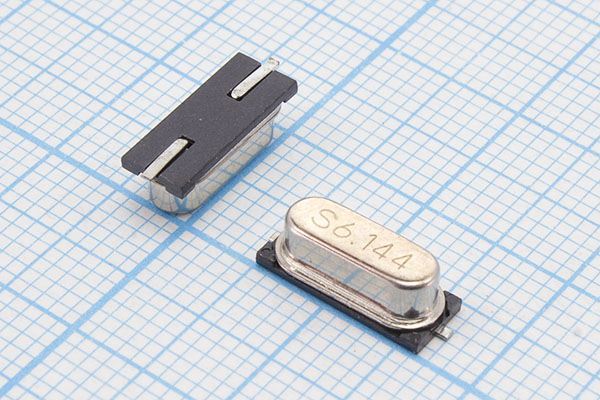 Кварцевый резонатор 6,144 МГц - 6144 SMD49S4 20 30 30/-20~70C 49S-SMD 1Г (S6.14