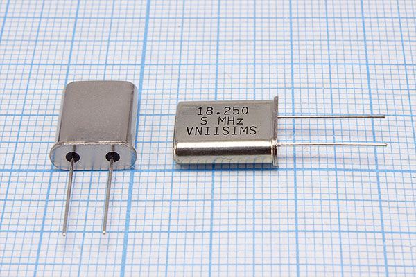 Кварцевый резонатор 18,25 МГц - 18250 HC49U S 15 30/-40~70C РПК01МД-6ВС 1Г