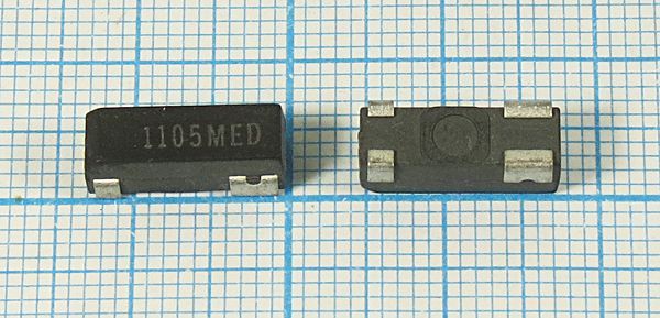 Кварцевый резонатор 11,0592 МГц - 11059,2 SMD13250P4 30 30 1Г (1105MED)