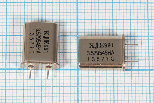 Кварцевый резонатор 3,579545 МГц - 3579,545 HC49U S 1Г 4мм (KJE)