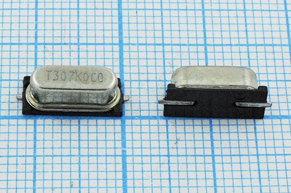 Кварцевый резонатор 3,072 МГц - 3072 SMD49S4 20 30 TQ3330S 1Г (T307KDCO)