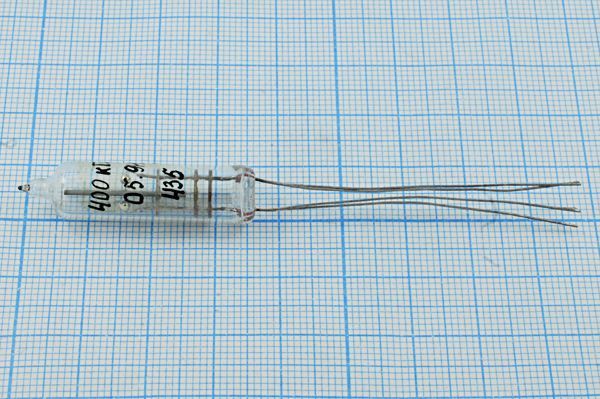 Кварцевый резонатор 0,4 МГц - 400 ЭГ 1Г 10x37