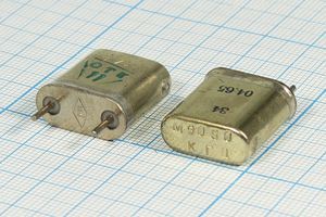 Кварцевый резонатор 9,039 МГц - 9039 HC6U БА 1Г (М9050кгц) Кварцевый резонатор 9,039 МГц - 9039 HC6U БА 1Г (М9050кгц)