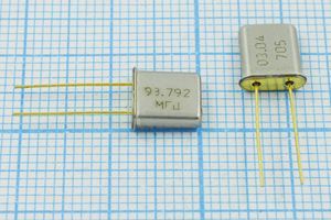 Кварцевый резонатор 93,792 МГц - 93792 UM1 3Г Кварцевый резонатор 93,792 МГц - 93792 UM1 3Г