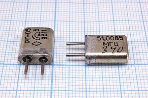 Кварцевый резонатор 51,0085 МГц - 51008,5 HC25U 15 15/-10~60C РГ05МА-14БВ 5Г Кварцевый резонатор 51,0085 МГц - 51008,5 HC25U 15 15/-10~60C РГ05МА-14БВ 5Г