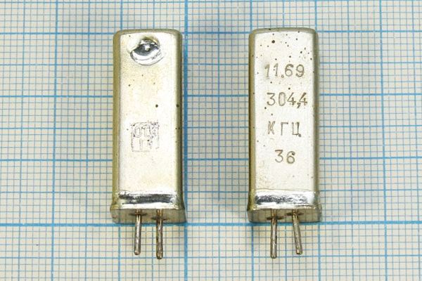 Кварцевый резонатор 0,3044 МГц - 304,4 УД 1Г 11x11x28