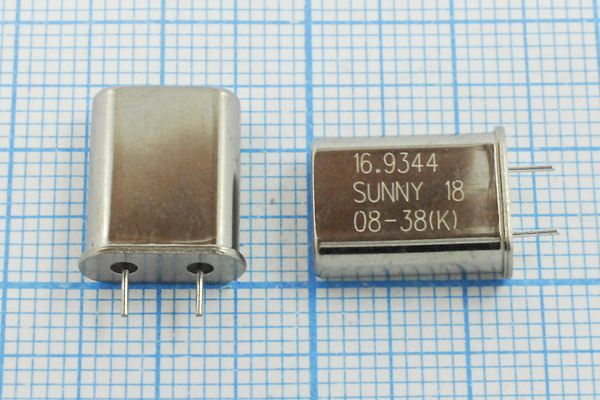 Кварцевый резонатор 16,9344 МГц - 16934,4 HC49U 18 17 17/-10~70C SA[SUNNY] 1Г 5мм