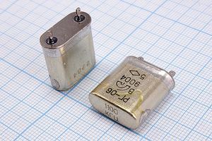 Кварцевый резонатор 1,1 МГц - 1100 БВ S 15 40/-40~70C РГ06БВ-6ВТ 1Г Кварцевый резонатор 1,1 МГц - 1100 БВ S 15 40/-40~70C РГ06БВ-6ВТ 1Г