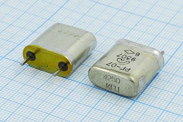 Кварцевый резонатор 4,25 МГц - 4250 HC6U S 15 20/-10~60C РГ07БА-6АП 1Г