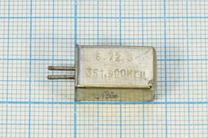 Кварцевый резонатор 0,3519 МГц - 351,9 УБ 1Г 11x11x19