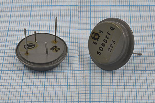 Кварцевый резонатор 5 МГц - 5000 ТБ /-60~100C ТБ 1Г