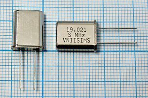 Кварцевый резонатор 19,021 МГц - 19021 HC49U S 15 30/-40~70C РПК01МД-6ВС 1Г