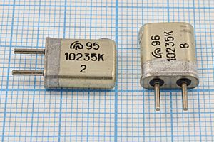 Кварцевый резонатор 10,235 МГц - 10235 HC25U МА 1Г (10235К)