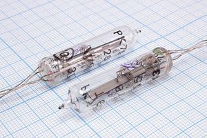 Кварцевый резонатор 0,128 МГц - 128 ЭТ /-60~70C РК75-17ГХ 1Г 10x44 с пасп