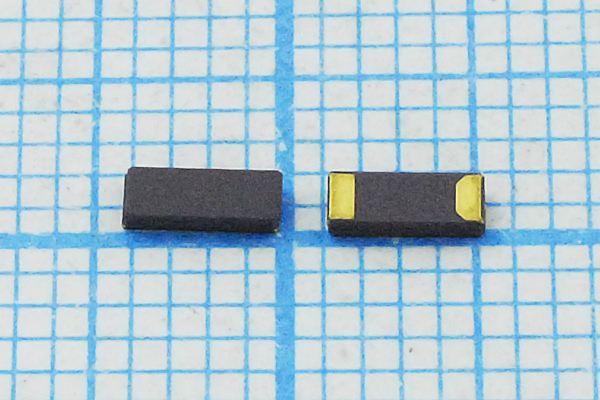Кварцевый резонатор 0,032768 МГц - 32,768 SMD04115C2 12,5 20 CC5V-T1A 1Г