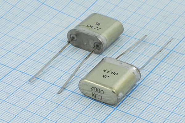 Кварцевый резонатор 4 МГц - 4000 HC33U 25 50/-40~70C РК171ББ-16ГТ 1Г