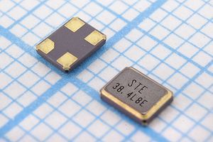 Кварцевый резонатор 38,4 МГц - 38400 SMD03225C4 8 10 15/-40~85C S3225 1Г