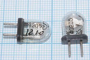 Кварцевый резонатор 10,2 МГц - 10200 КА 1Г (10200К)
