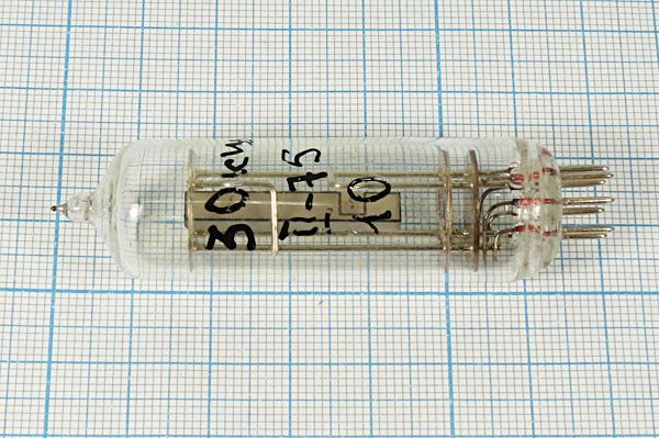 Кварцевый резонатор 0,03 МГц - 30 СЕ 1Г 19x64 (30кгц)