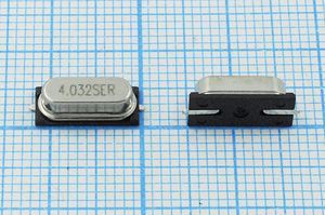 Кварцевый резонатор 4,032 МГц - 4032 SMD49S4 S 20 SMD49S 1Г (4.032SER) Кварцевый резонатор 4,032 МГц - 4032 SMD49S4 S 20 SMD49S 1Г (4.032SER)