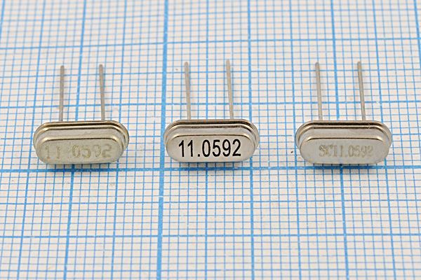 Кварцевый резонатор 11,0592 МГц - 11059,2 HC49S3 20 1Г (разная)