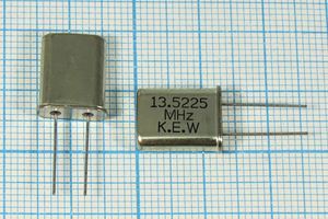 Кварцевый резонатор 13,5225 МГц - 13522,5 HC49U 20 1Г (KEW) Кварцевый резонатор 13,5225 МГц - 13522,5 HC49U 20 1Г (KEW)