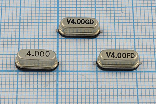 Кварцевый резонатор 4 МГц - 4000 SMD49S4 1Г (разная)