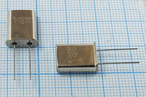 Кварцевый резонатор 8 МГц - 8000 HC49U 20 1Г (TQG) Кварцевый резонатор 8 МГц - 8000 HC49U 20 1Г (TQG)