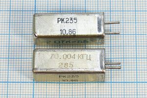Кварцевый резонатор 0,070004 МГц - 70,004 УД РК235УД 1Г 11x11x28