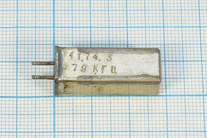 Кварцевый резонатор 0,079 МГц - 79 УГ 1Г 11x11x25