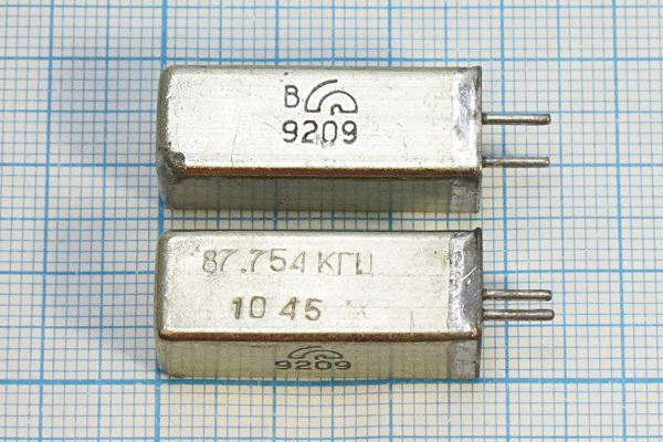 Кварцевый резонатор 0,087754 МГц - 87,754 УД 1Г 11x11x28
