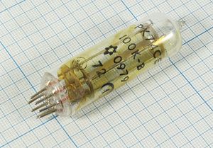 Кварцевый резонатор 0,1 МГц - 100 СЕ РК74СЕ 1Г 19x64