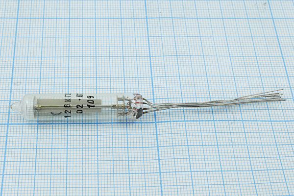 Кварцевый резонатор 0,128 МГц - 128 ЭЕ 1Г 10x47